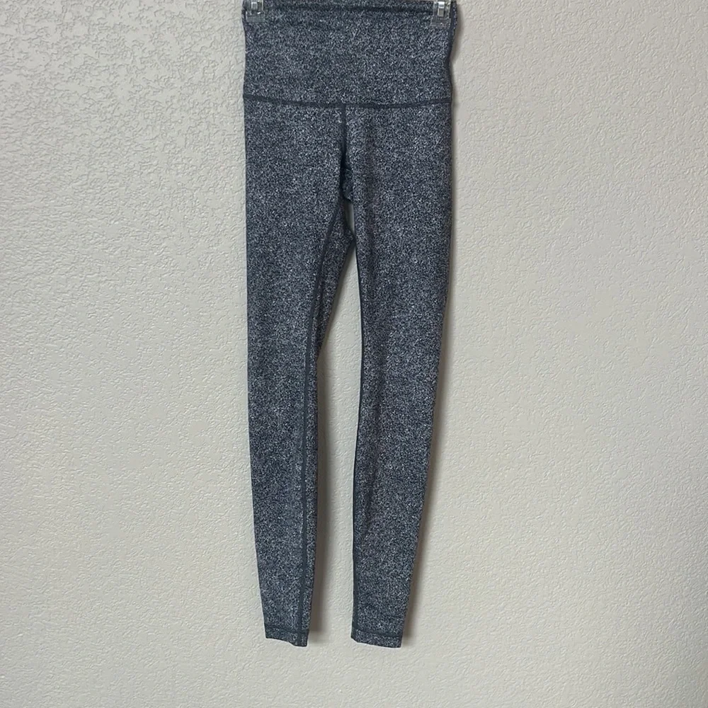 Lululemon Legging Pant High Rise Speckled Black  White size 4 - Picture 4 of 16